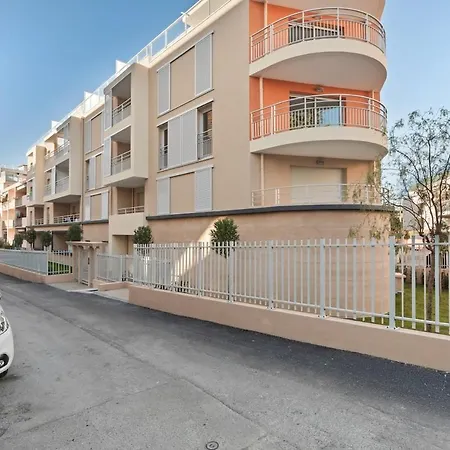 Juan Les Pins Center 2p Parking Terrasse * Αντίμπ